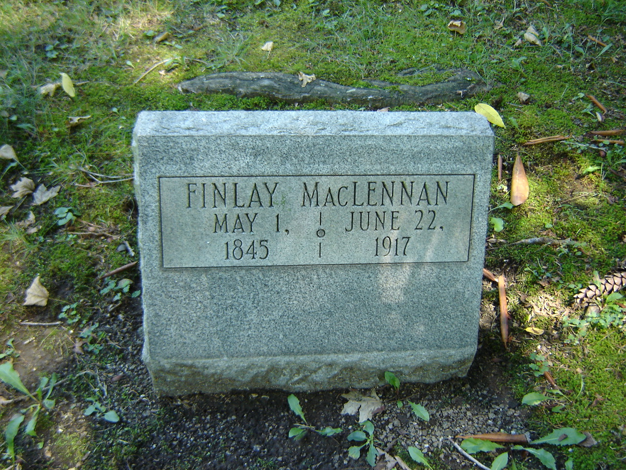 Photo of headstones/Finlay MacLennan d1917 hdstn Riverside cem Poland Ohio USA